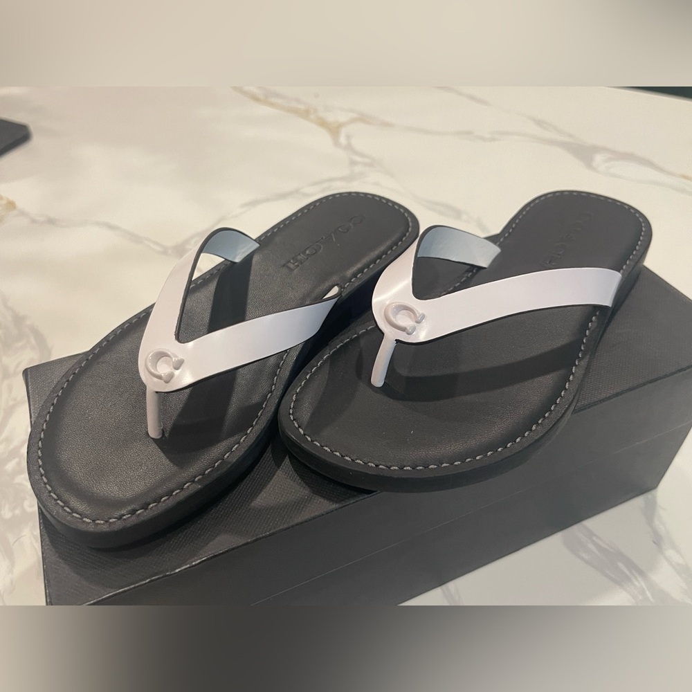 Coach Brianna leather Sandals size 5B